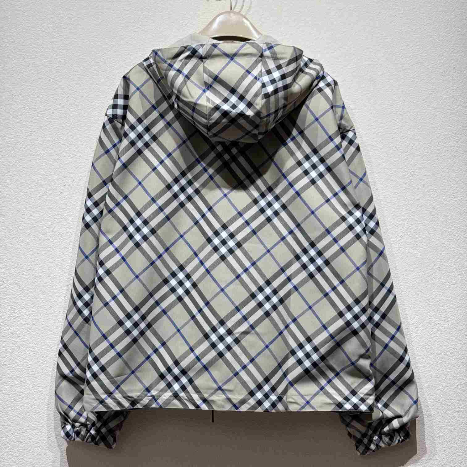 Burberry Cropped Reversible Check Jacket - everydesigner