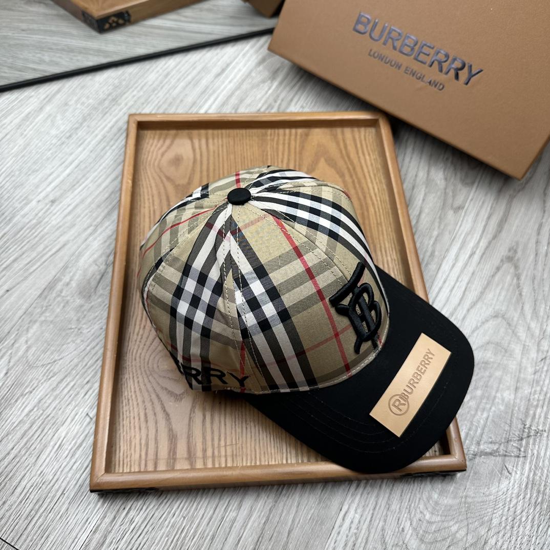 Burberry Baseball Cap - everydesigner