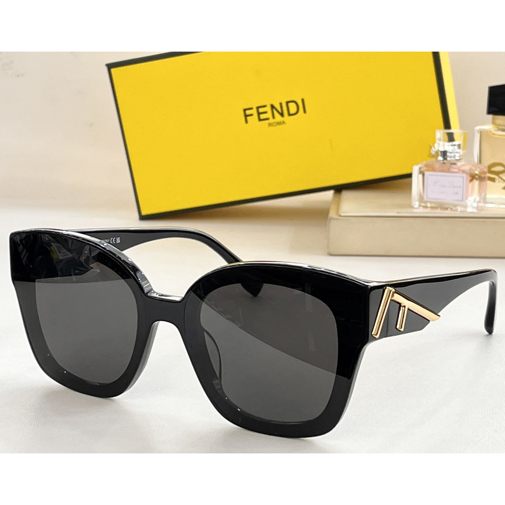 Fendi FE40098I Sunglasses - everydesigner