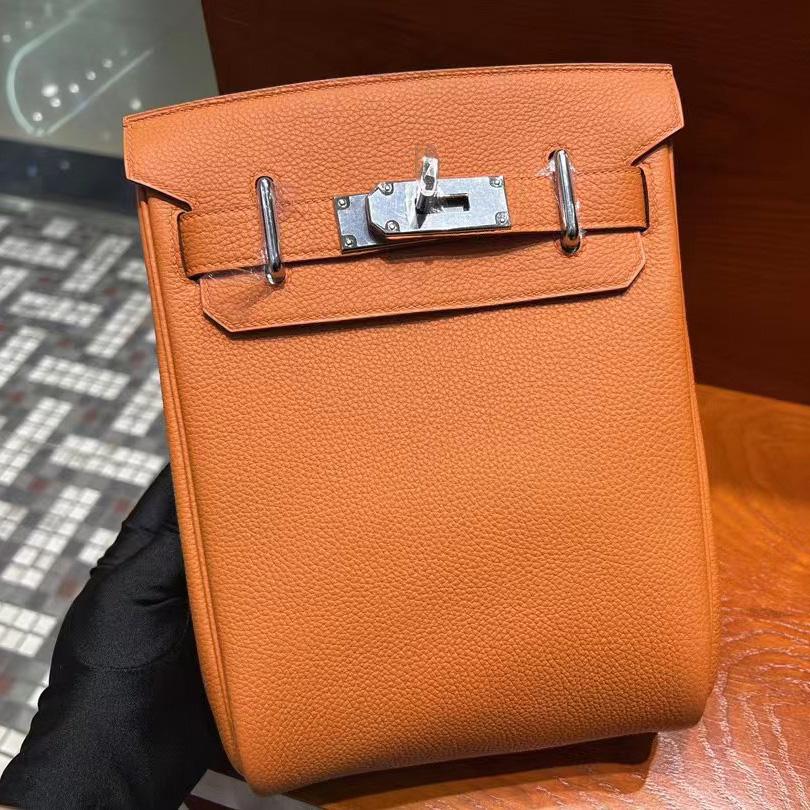 Hermes Orange 'Hac A Dos' Sling Backpack  (18-27-8cm) - everydesigner