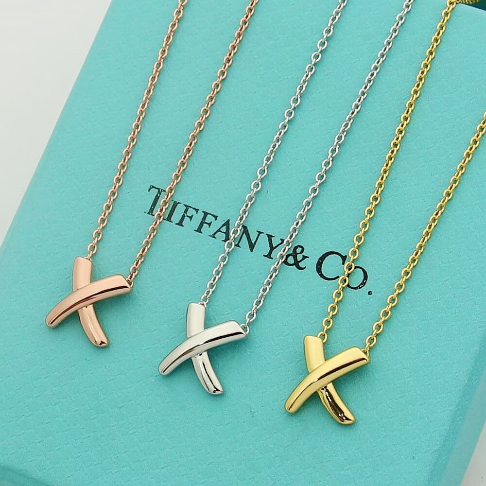 Tiffany & Co. Paloma's Graffiti X Pendant - everydesigner