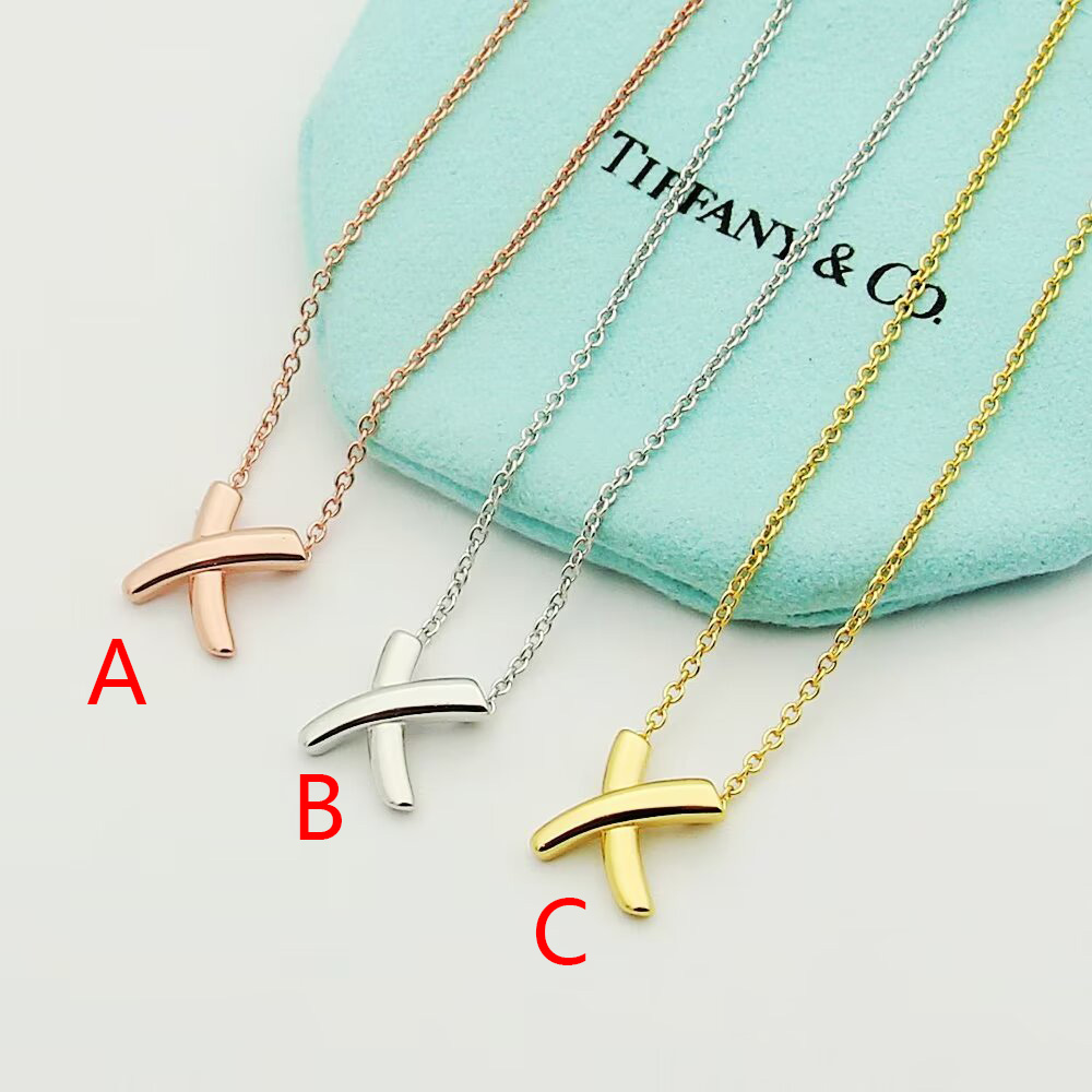 Tiffany & Co. Paloma's Graffiti X Pendant - everydesigner