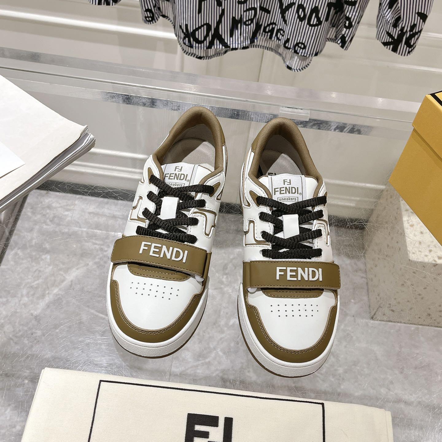 Fendi Match Green Leather Low-tops - everydesigner