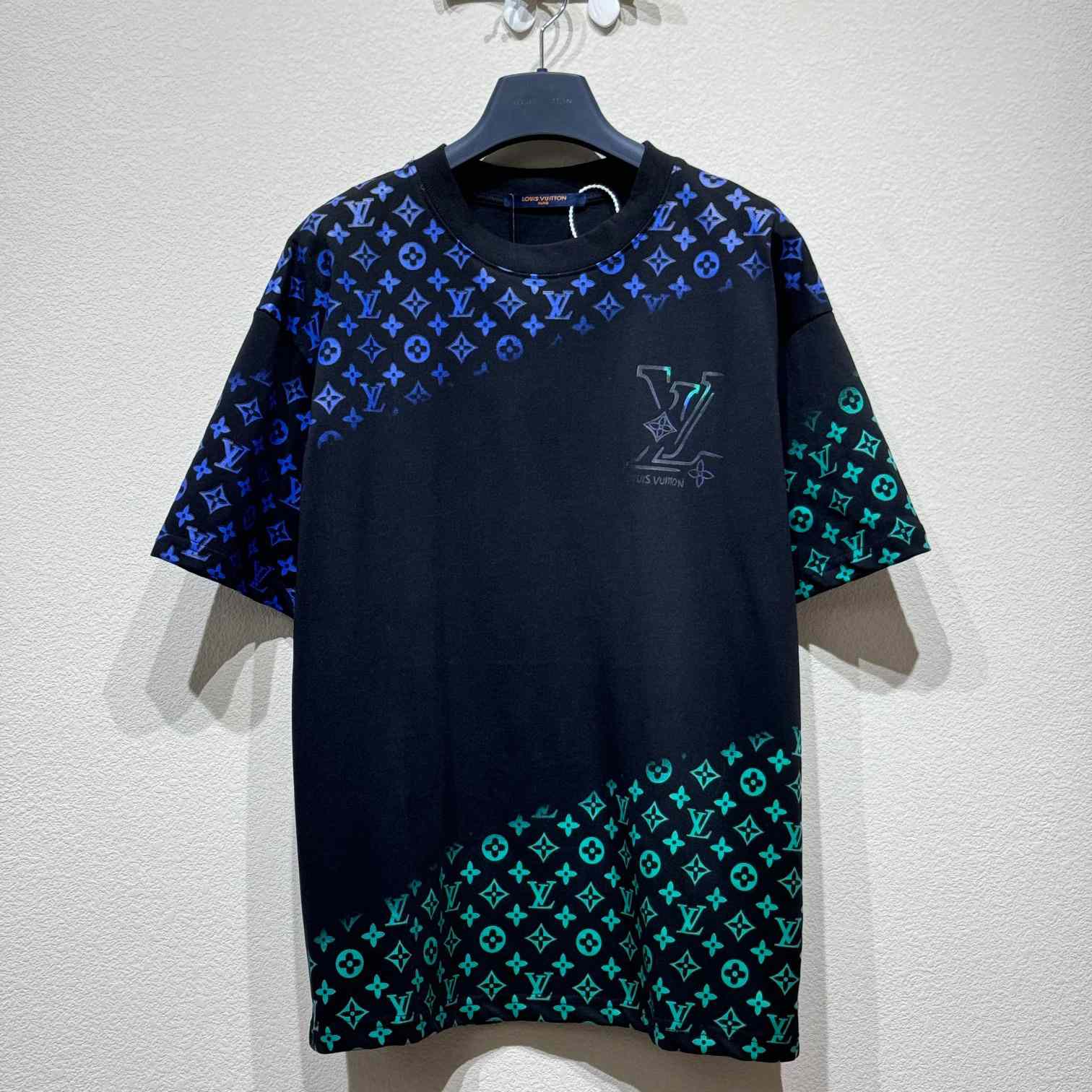 Louis Vuitton Monogram Cotton T-Shirt     - everydesigner