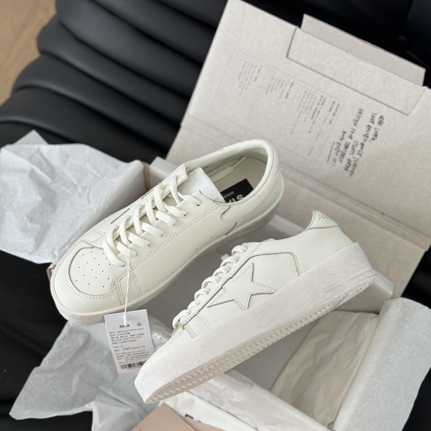 Golden Goose Sneakers - everydesigner