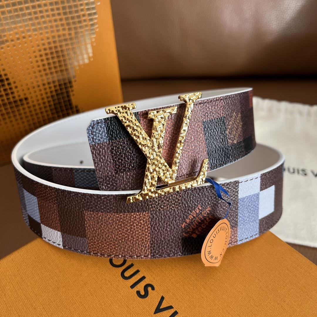 Louis Vuitton LV Initiales 40mm Reversible Belt - everydesigner