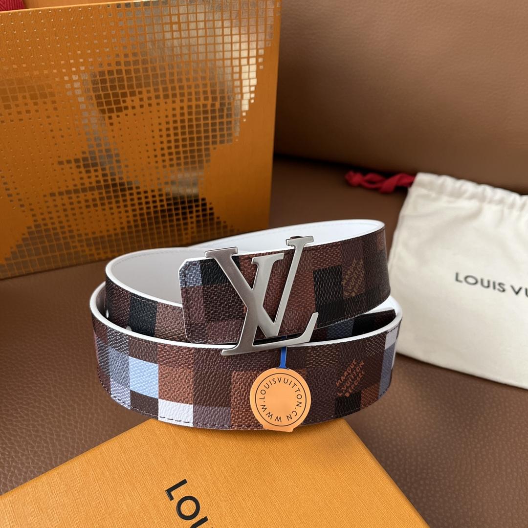 Louis Vuitton LV Initiales 40mm Reversible Belt - everydesigner