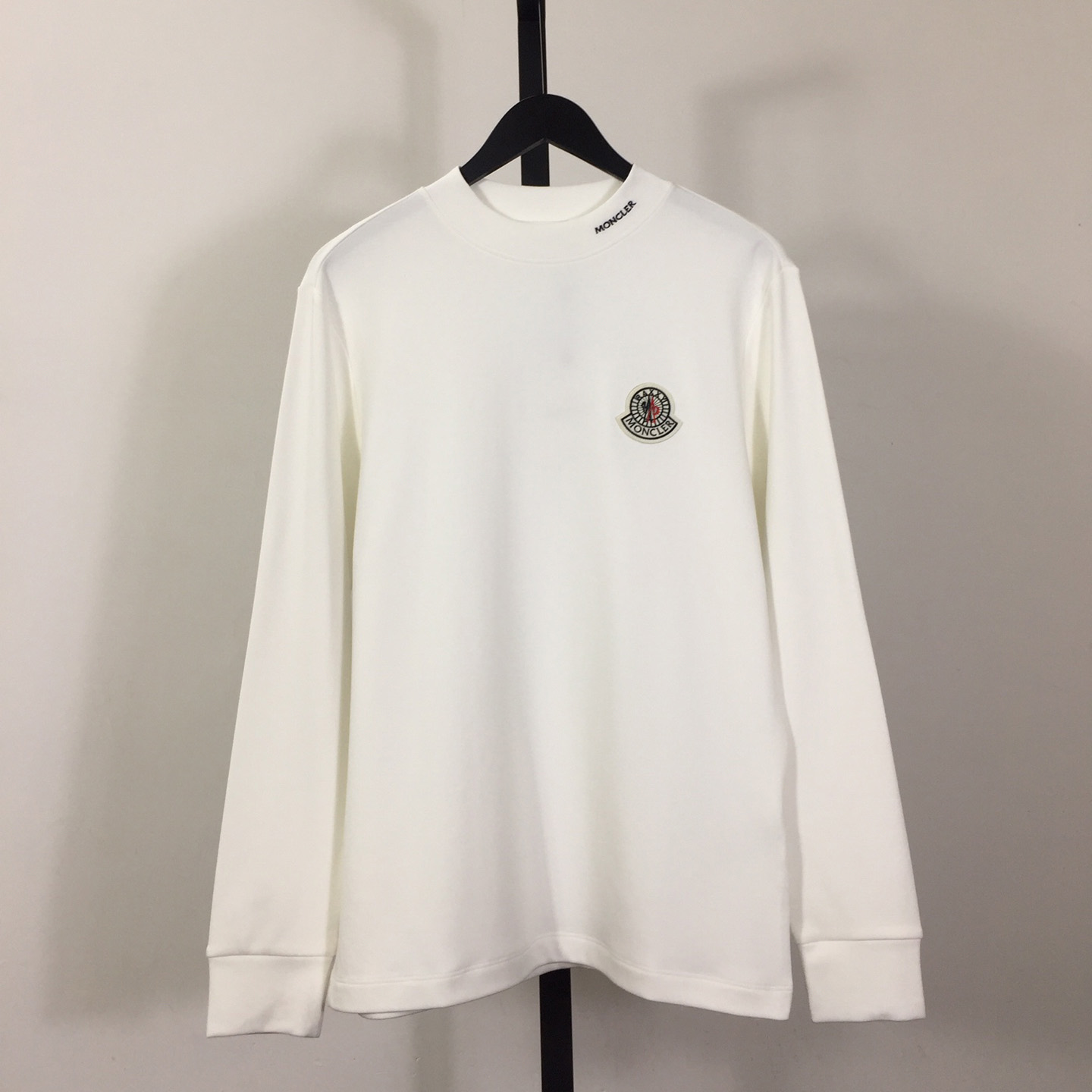 Moncler Long Sleeves - everydesigner