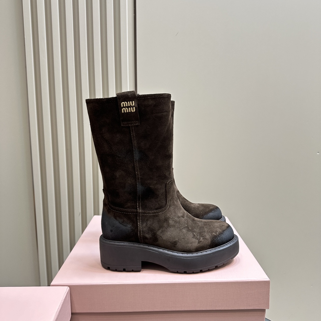 Miu Miu Suede Boots - everydesigner