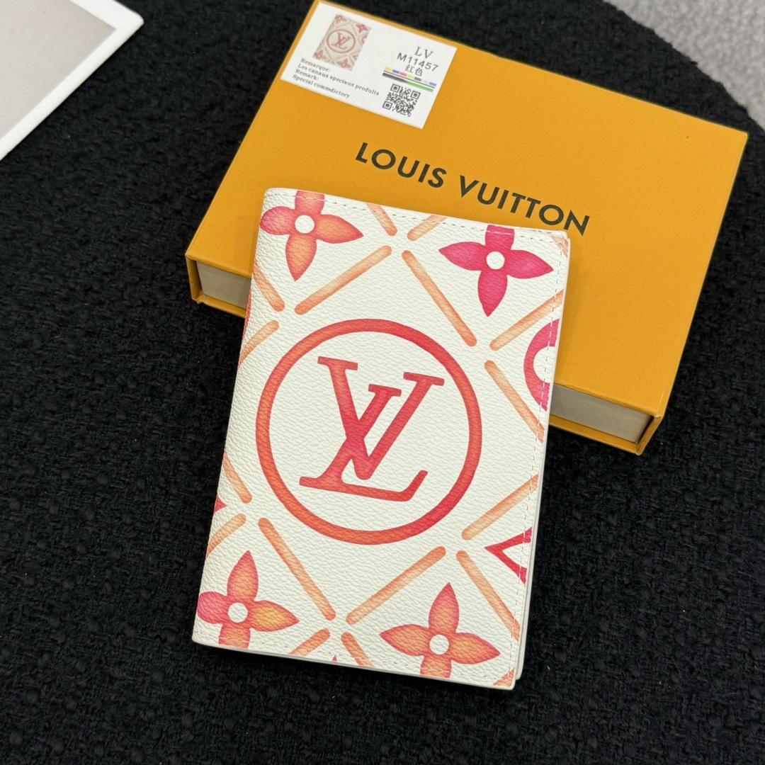 Louis Vuitton Passport Cover   M11457 - everydesigner