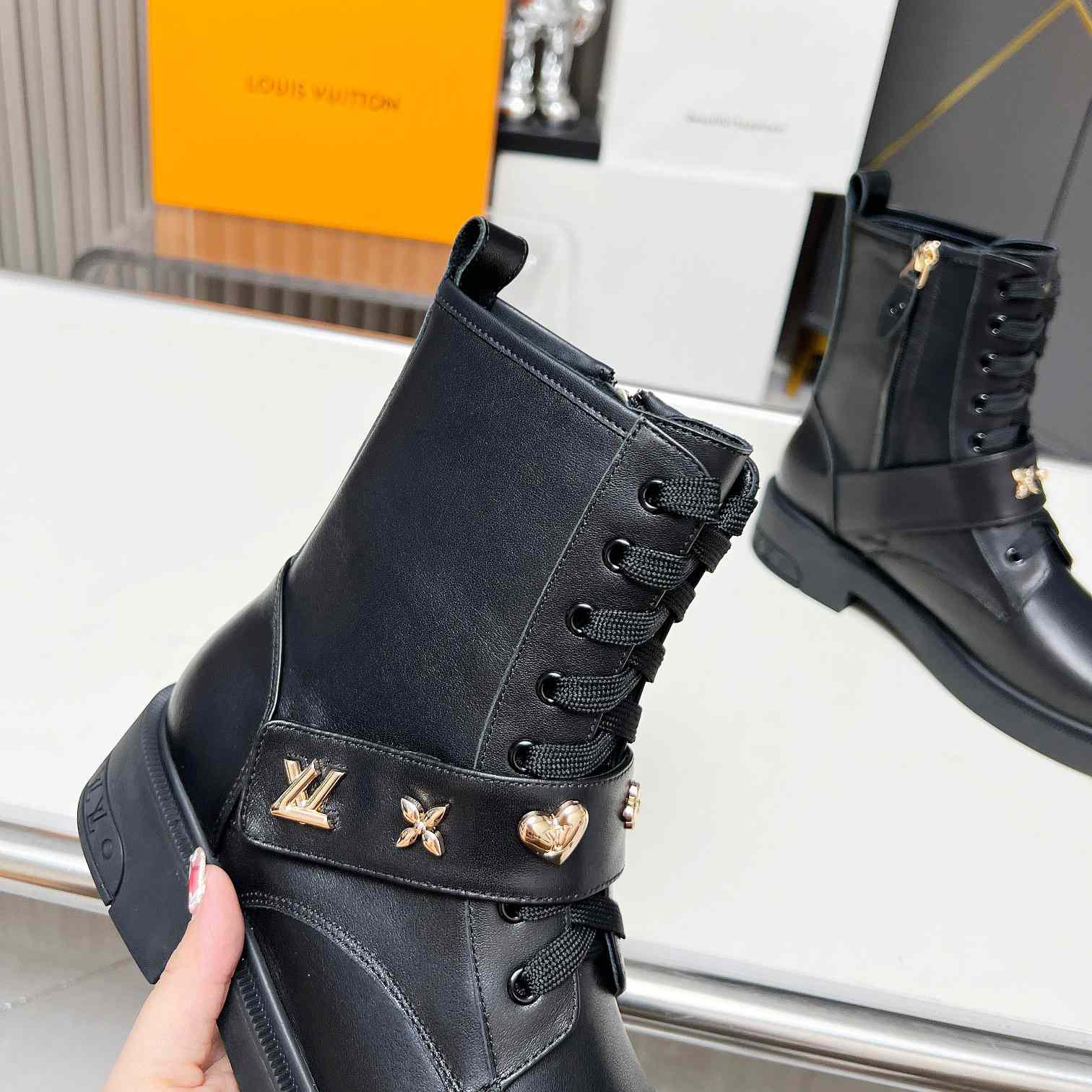 Louis Vuitton Citizen Flat Ranger Boot   - everydesigner