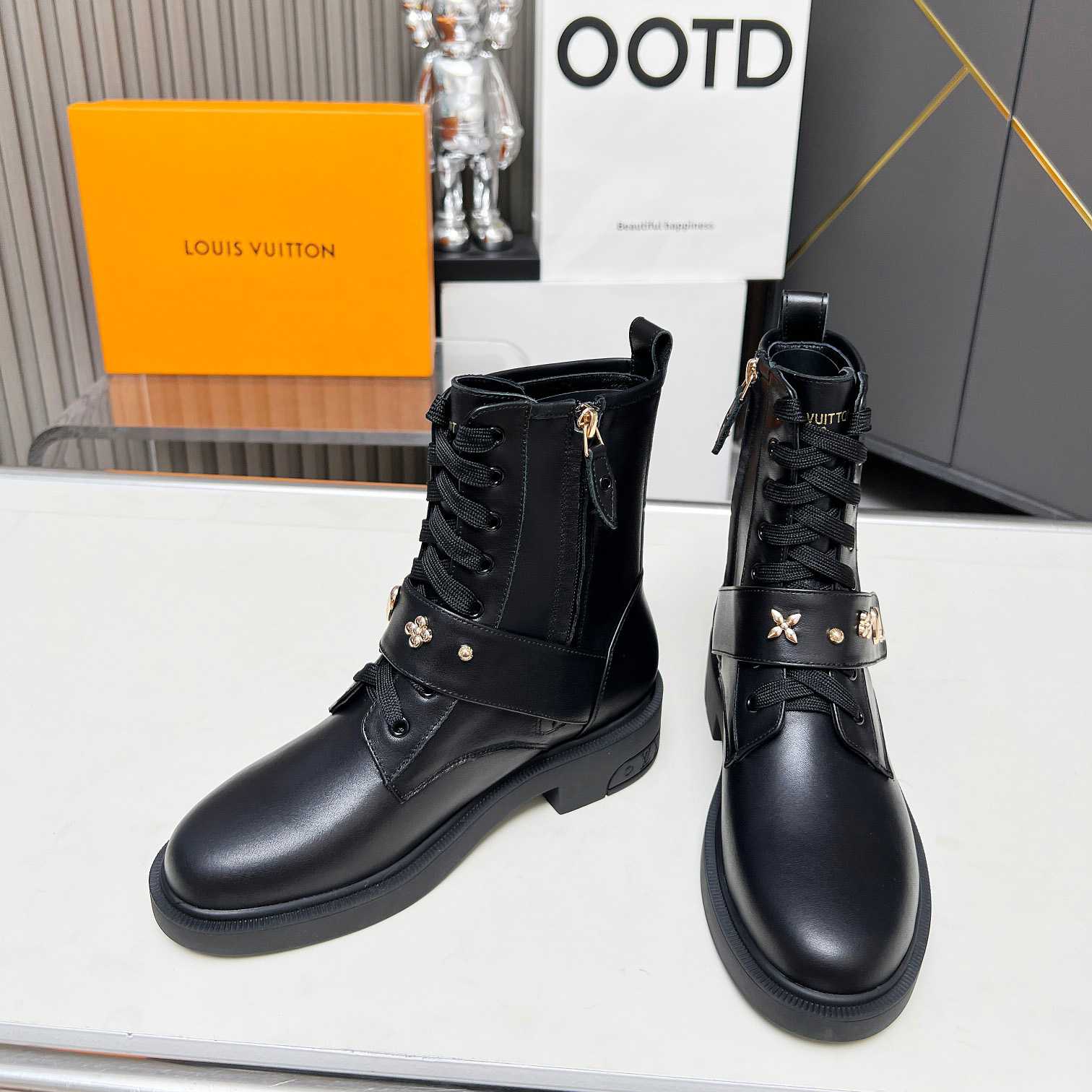 Louis Vuitton Citizen Flat Ranger Boot   - everydesigner