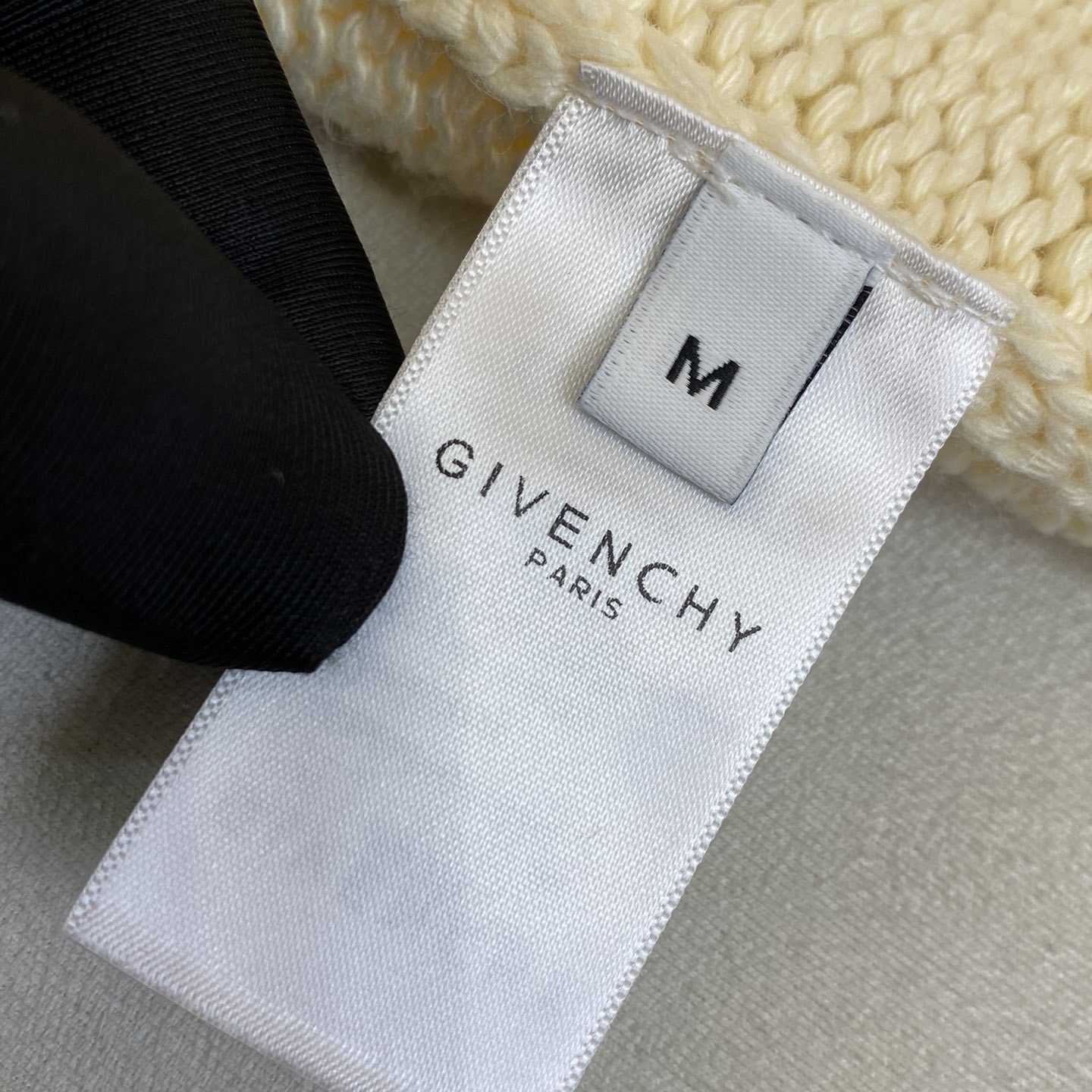 Givenchy Oversized Sweater In Wool - everydesigner