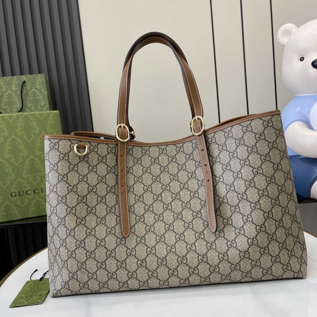 Gucci GG Emblem Medium Tote Bag - everydesigner