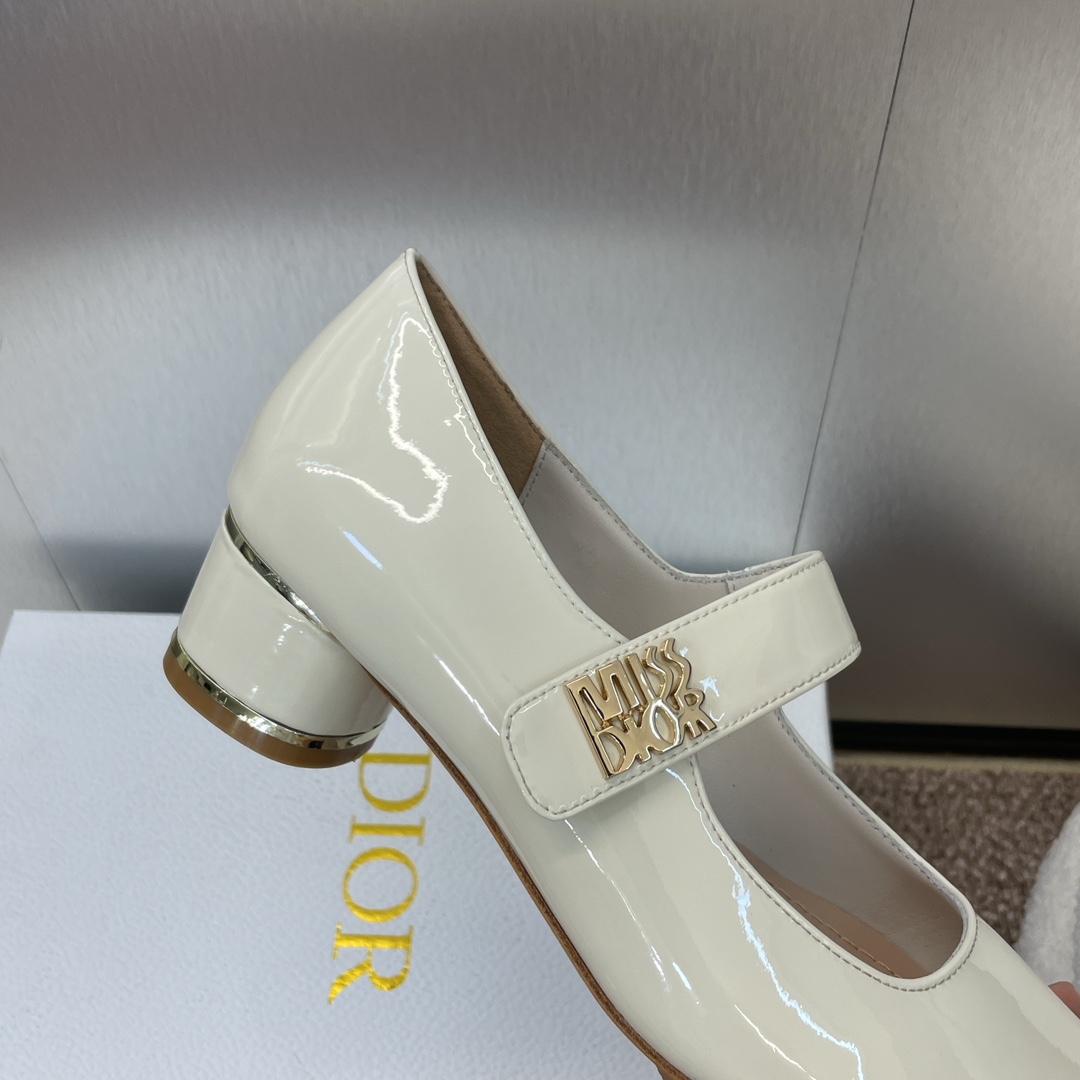 Dior Miss Dior Pump - everydesigner