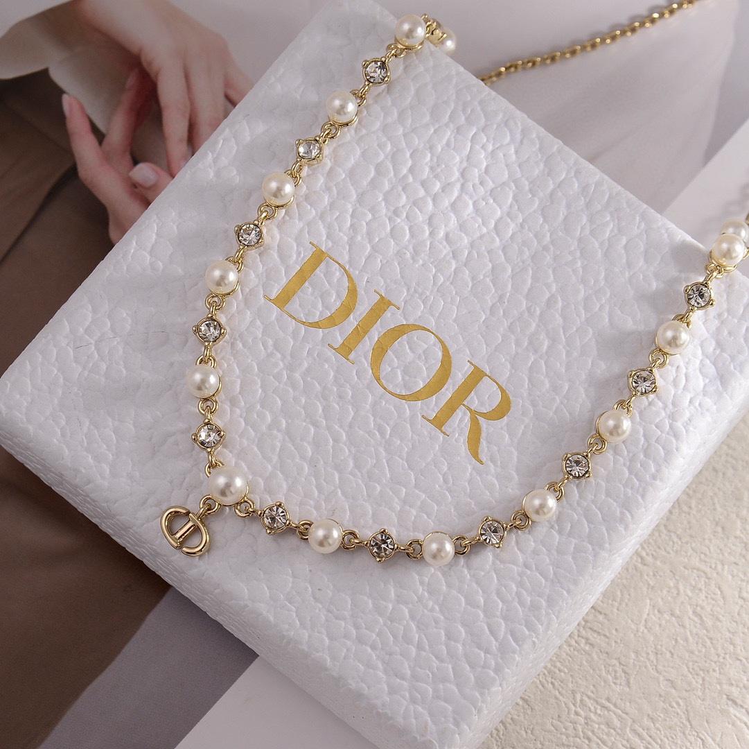 Dior Petit CD Treasure Necklace - everydesigner