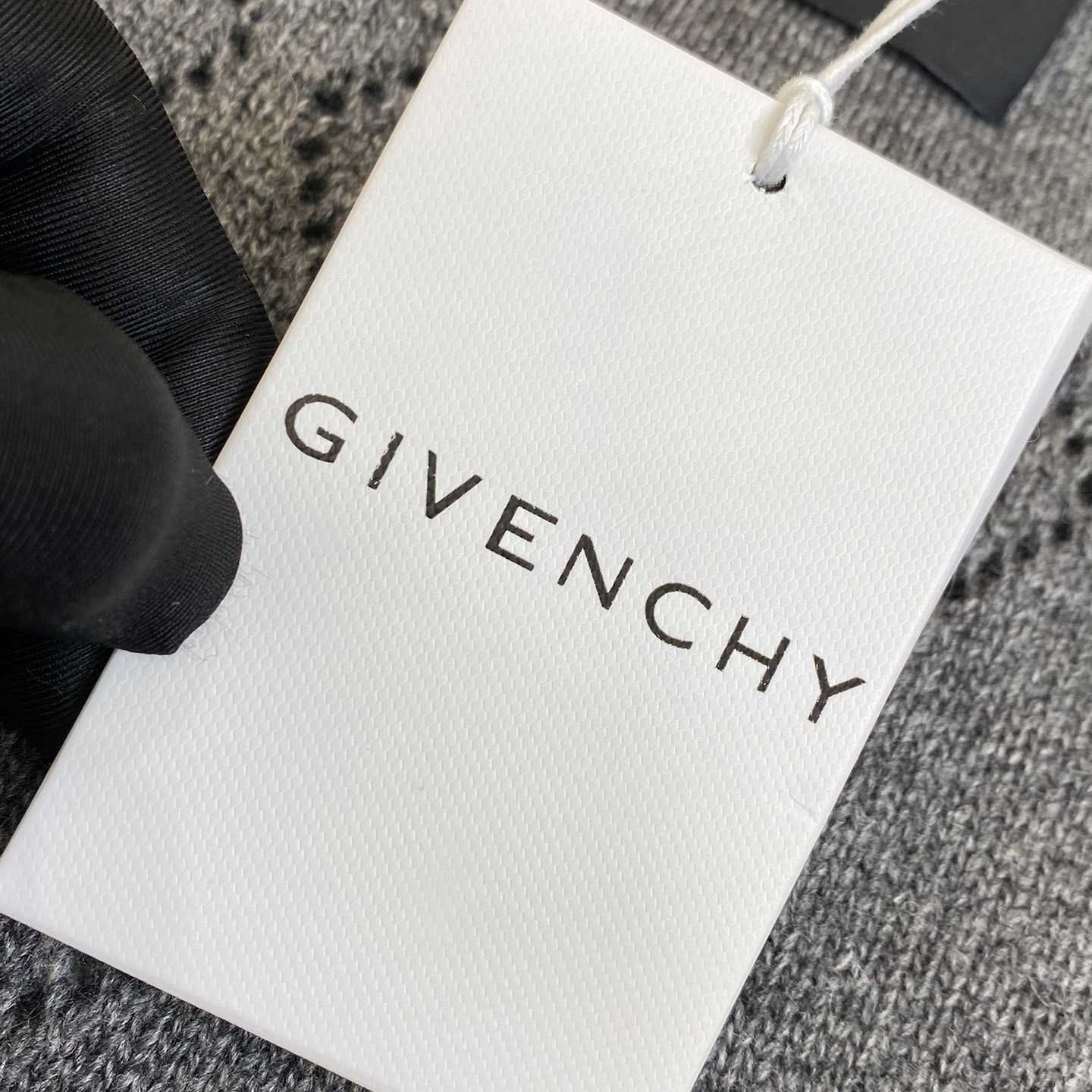 Givenchy Cropped Sweater In Wool - everydesigner