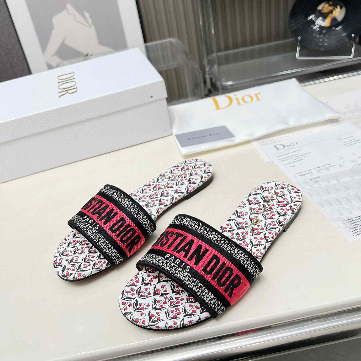 Dior Dioramour Dway Slide - everydesigner