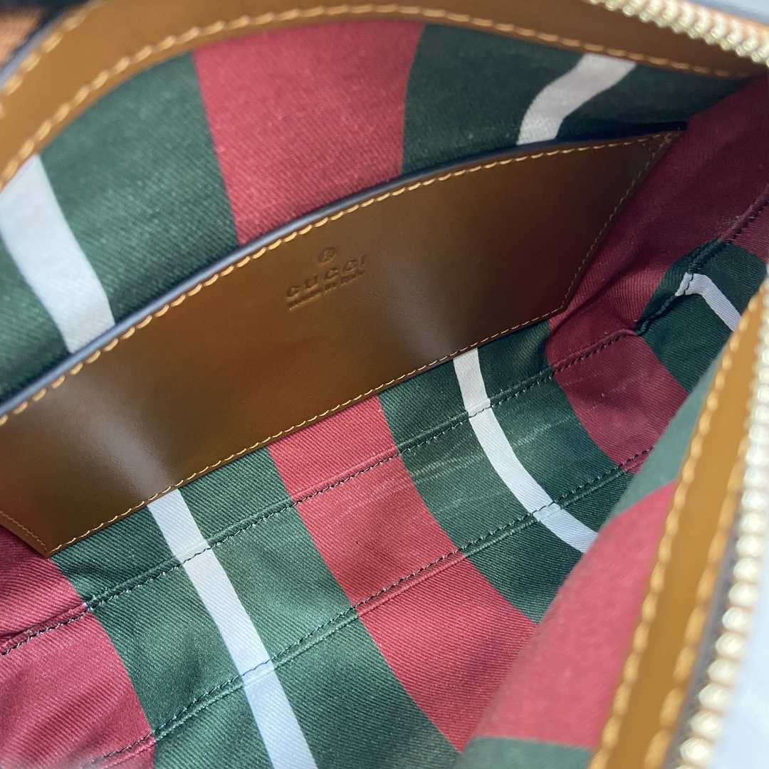 Gucci GG Emblem Small Shoulder Bag - everydesigner