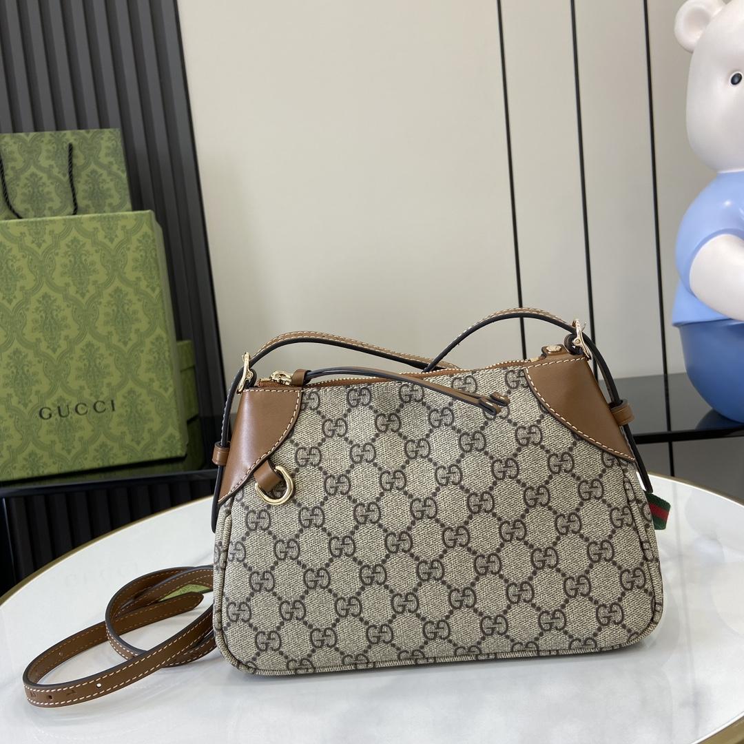 Gucci GG Emblem Small Shoulder Bag - everydesigner