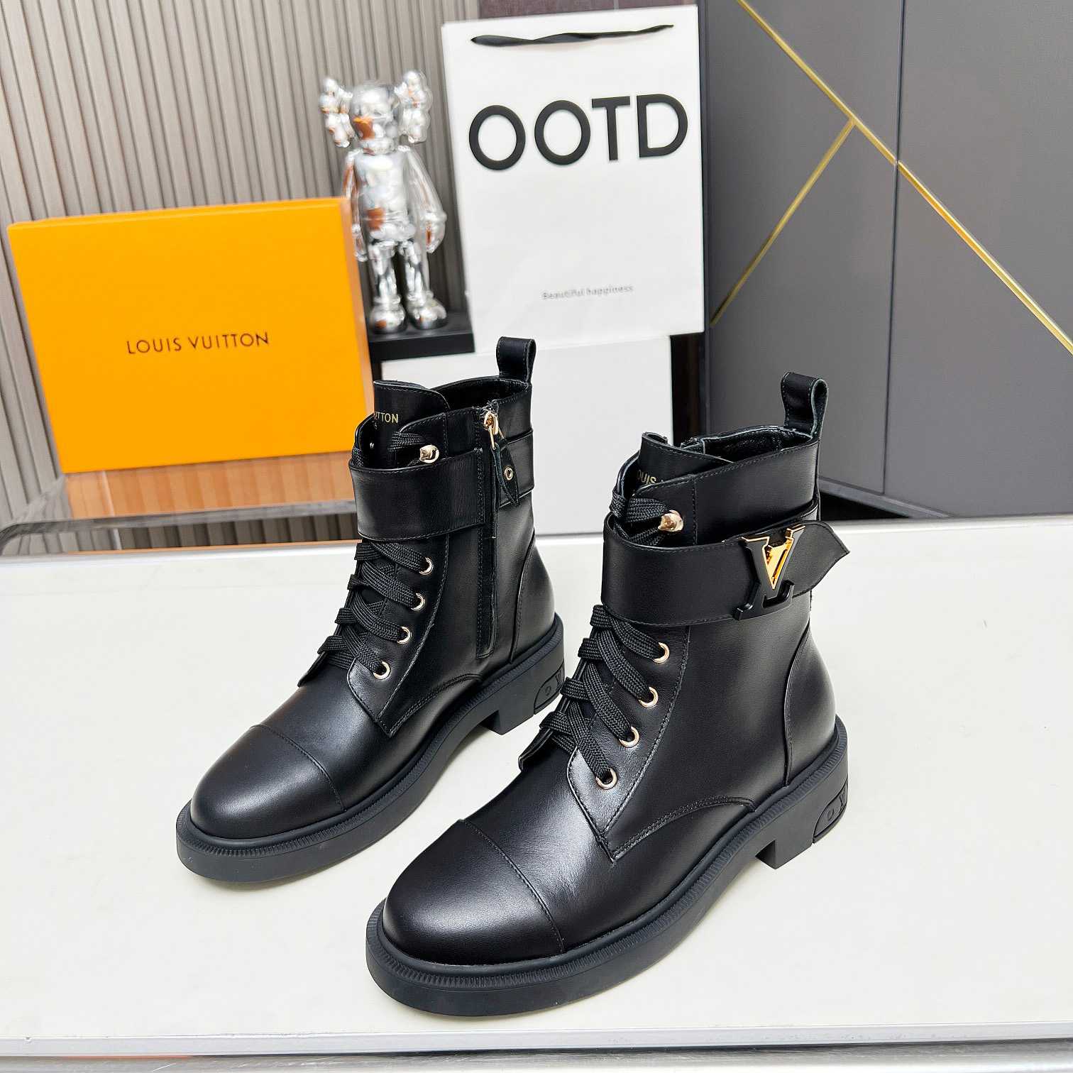 Louis Vuitton Citizen Flat Ranger Boot    1ADCJ6 - everydesigner