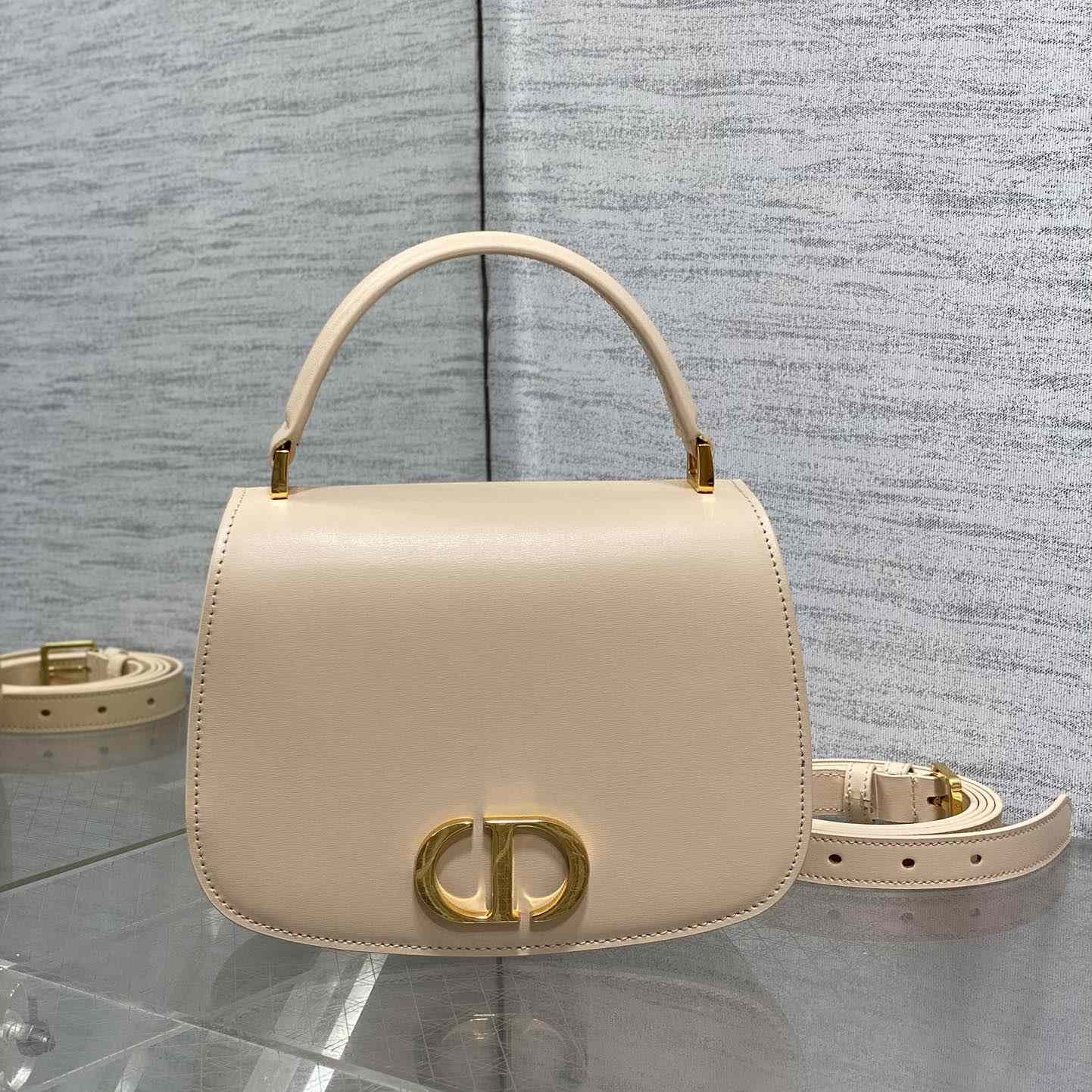 Dior Medium 30 Montaigne Avenue Top Handle Bag - everydesigner