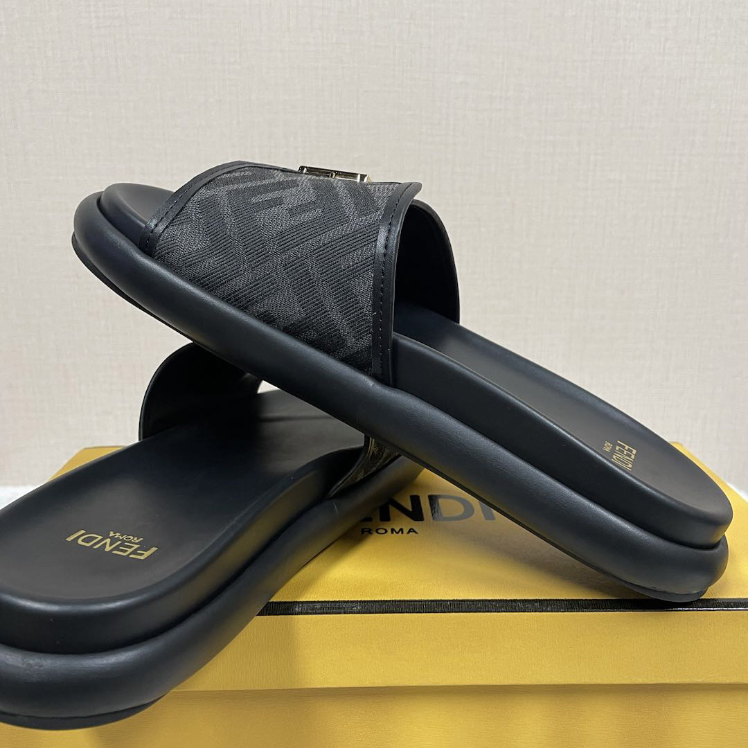 Fendi Feel Black Fabric Slides - everydesigner