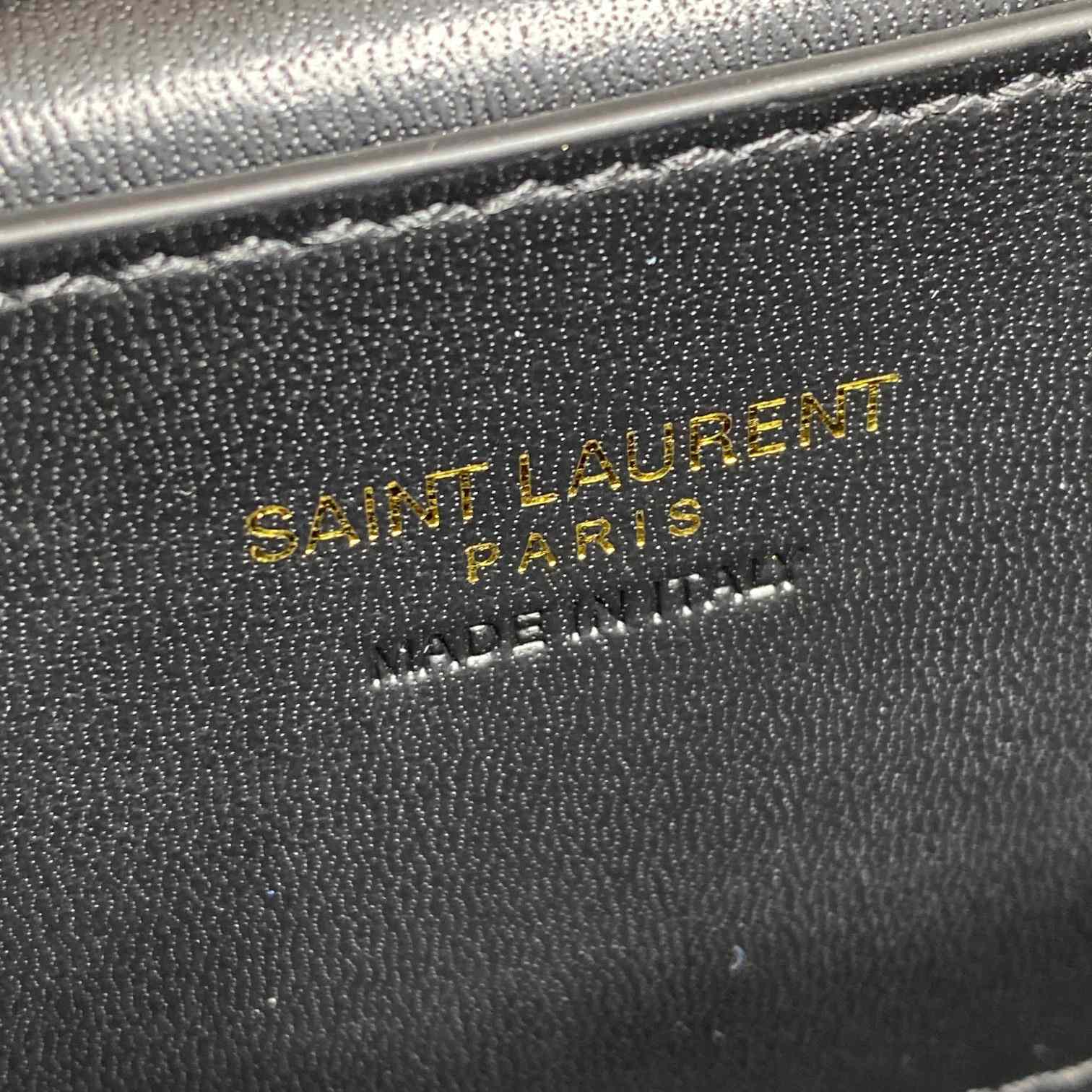 Saint Laurent Gaby Vanity Bag In Lambskin - everydesigner