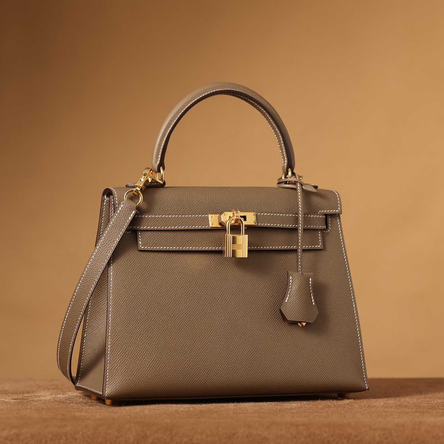 Hermes Kelly 20 Handbag (25*17*7cm) - everydesigner