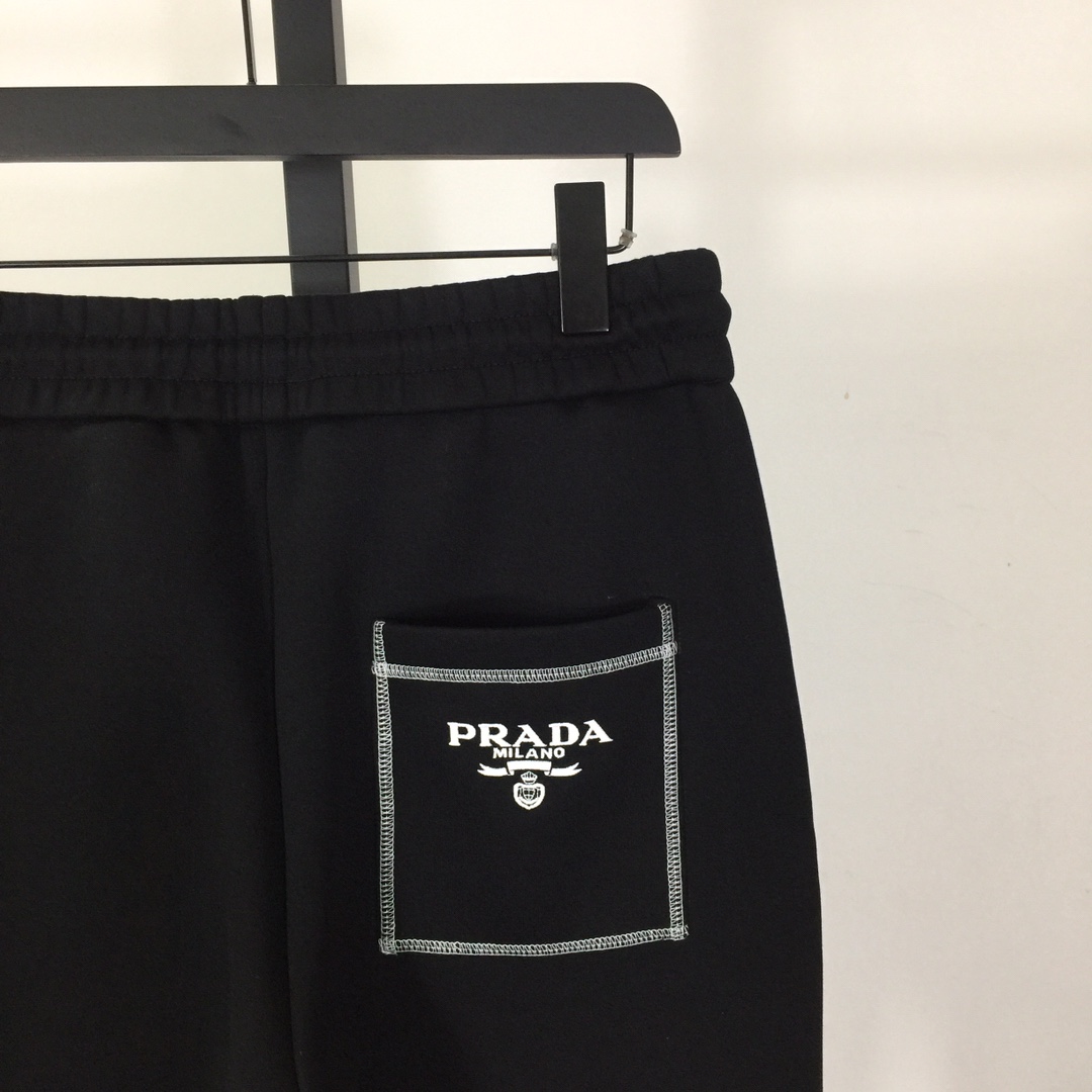 Prada Tracksuit  - everydesigner