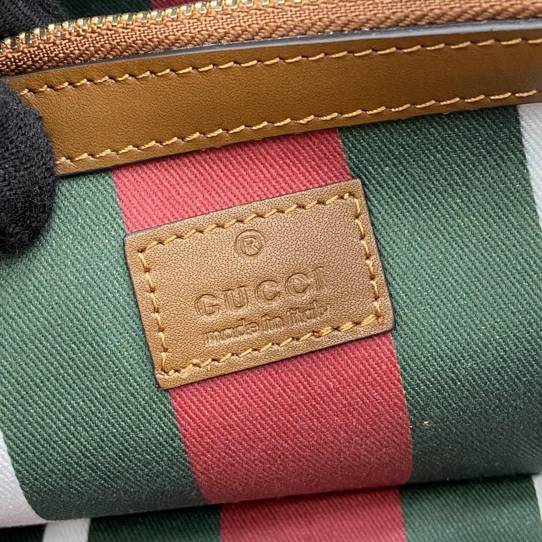 Gucci GG Emblem Small Tote Bag - everydesigner