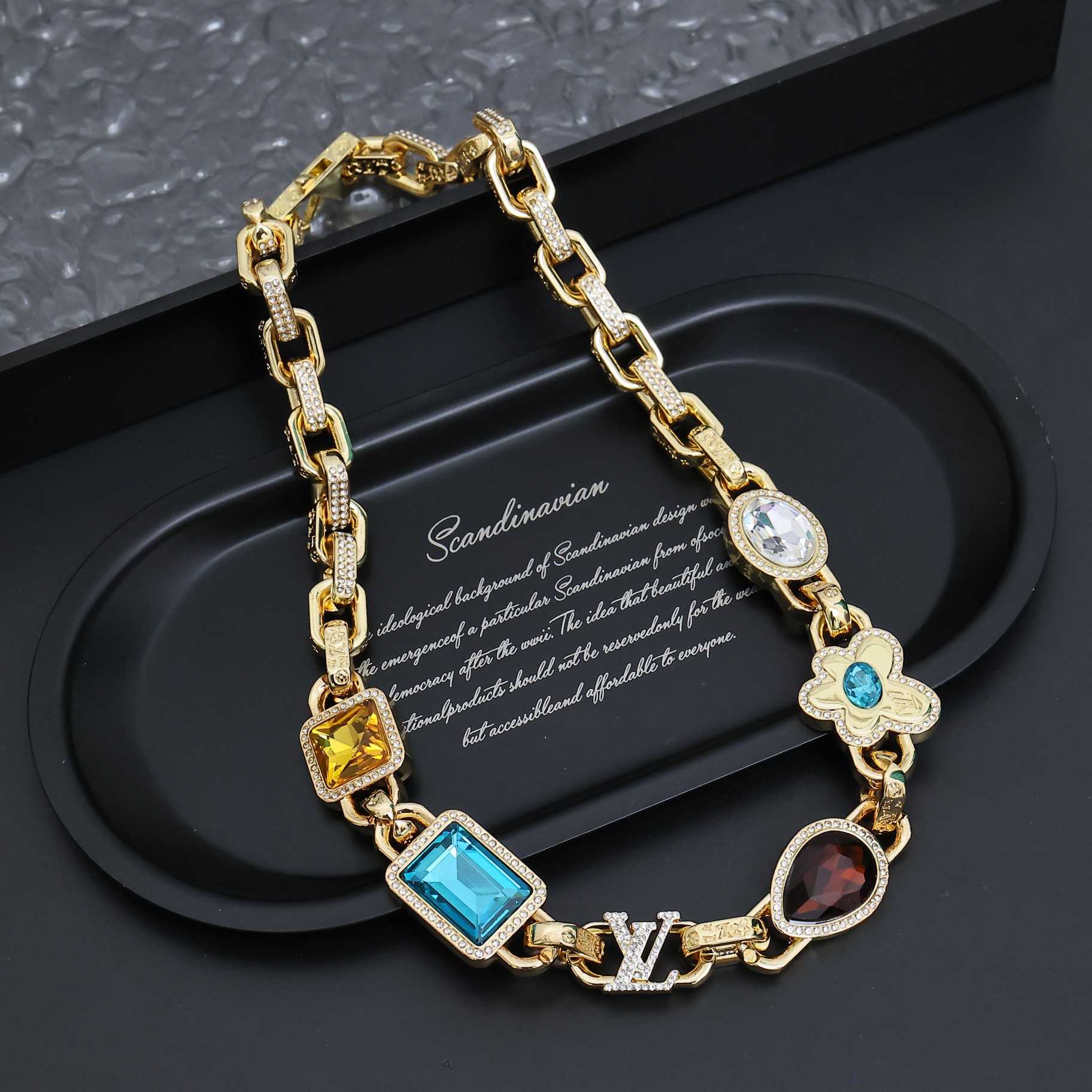 Louis Vuitton Paradise Stone Necklace  M01875 - everydesigner