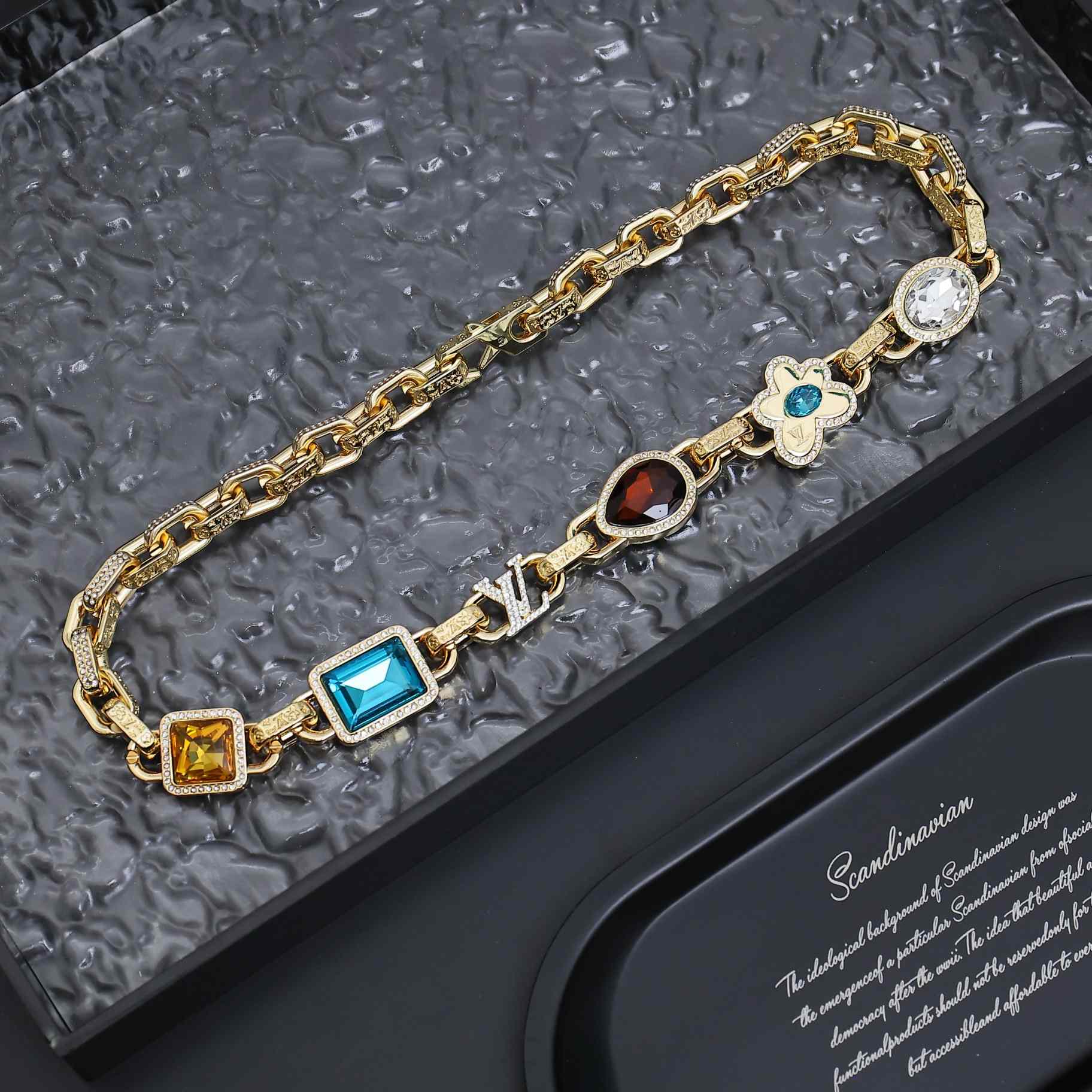 Louis Vuitton Paradise Stone Necklace  M01875 - everydesigner