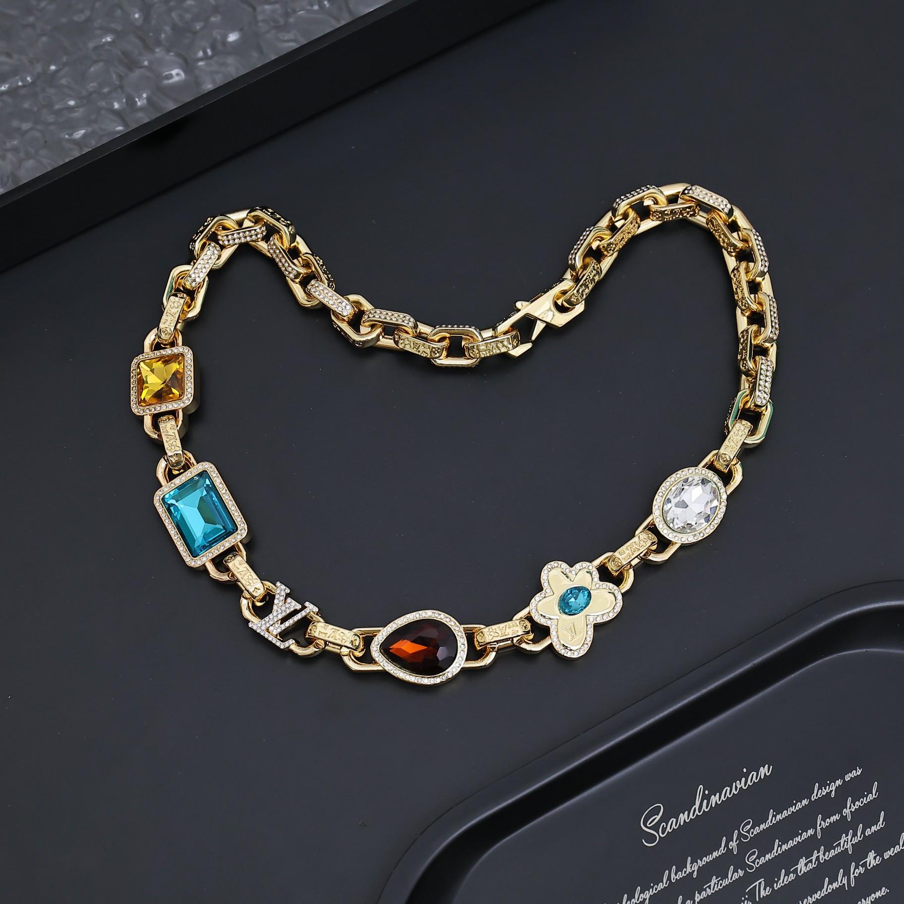 Louis Vuitton Paradise Stone Necklace  M01875 - everydesigner