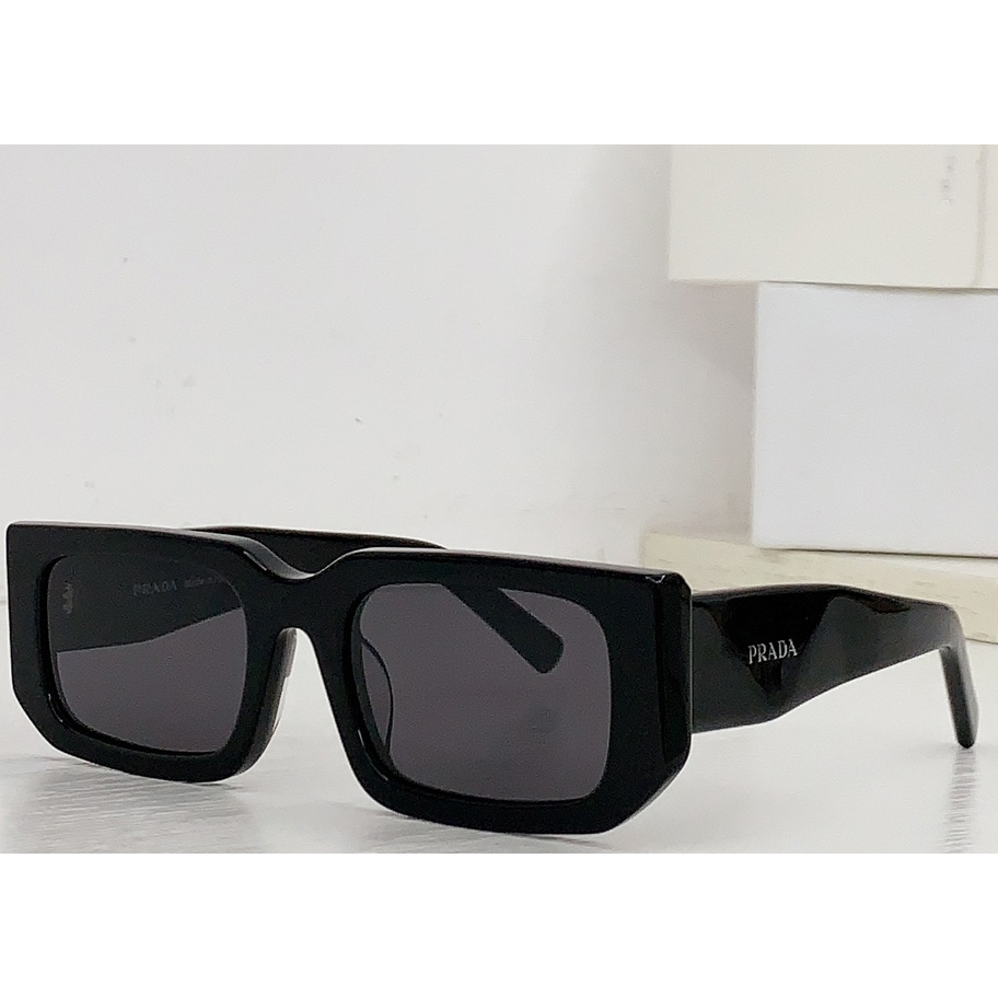 Prada Sunglasses   - everydesigner