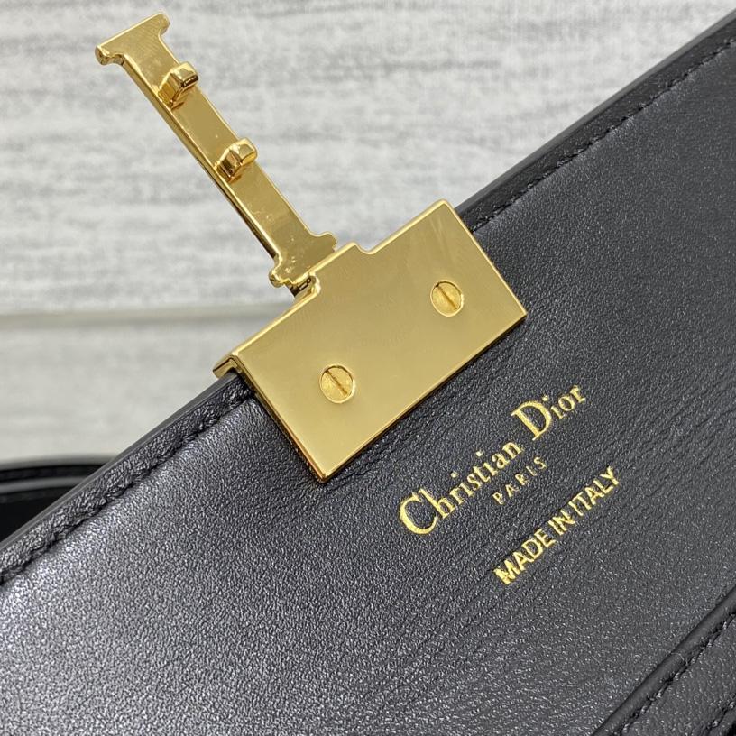 Dior Miss Montaigne Mini Bag - everydesigner