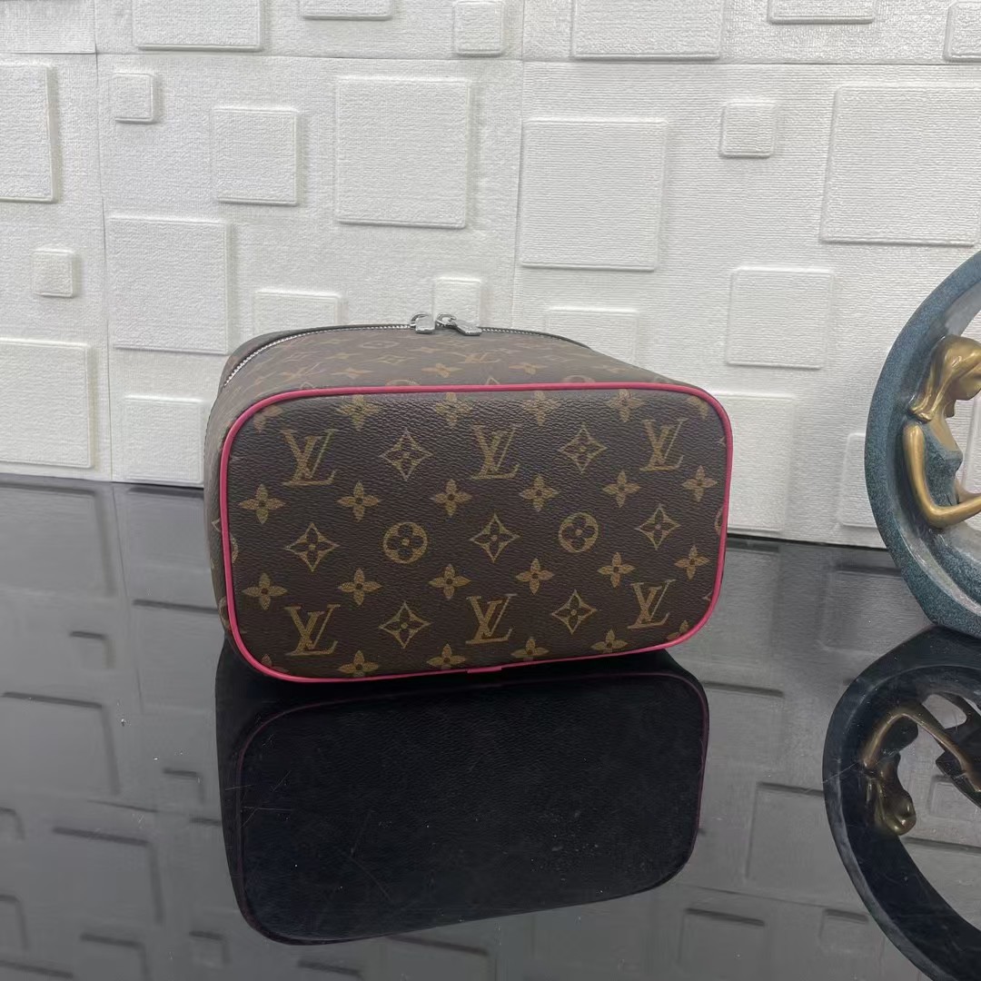 Louis Vuitton Nice Mini  M46767 - everydesigner