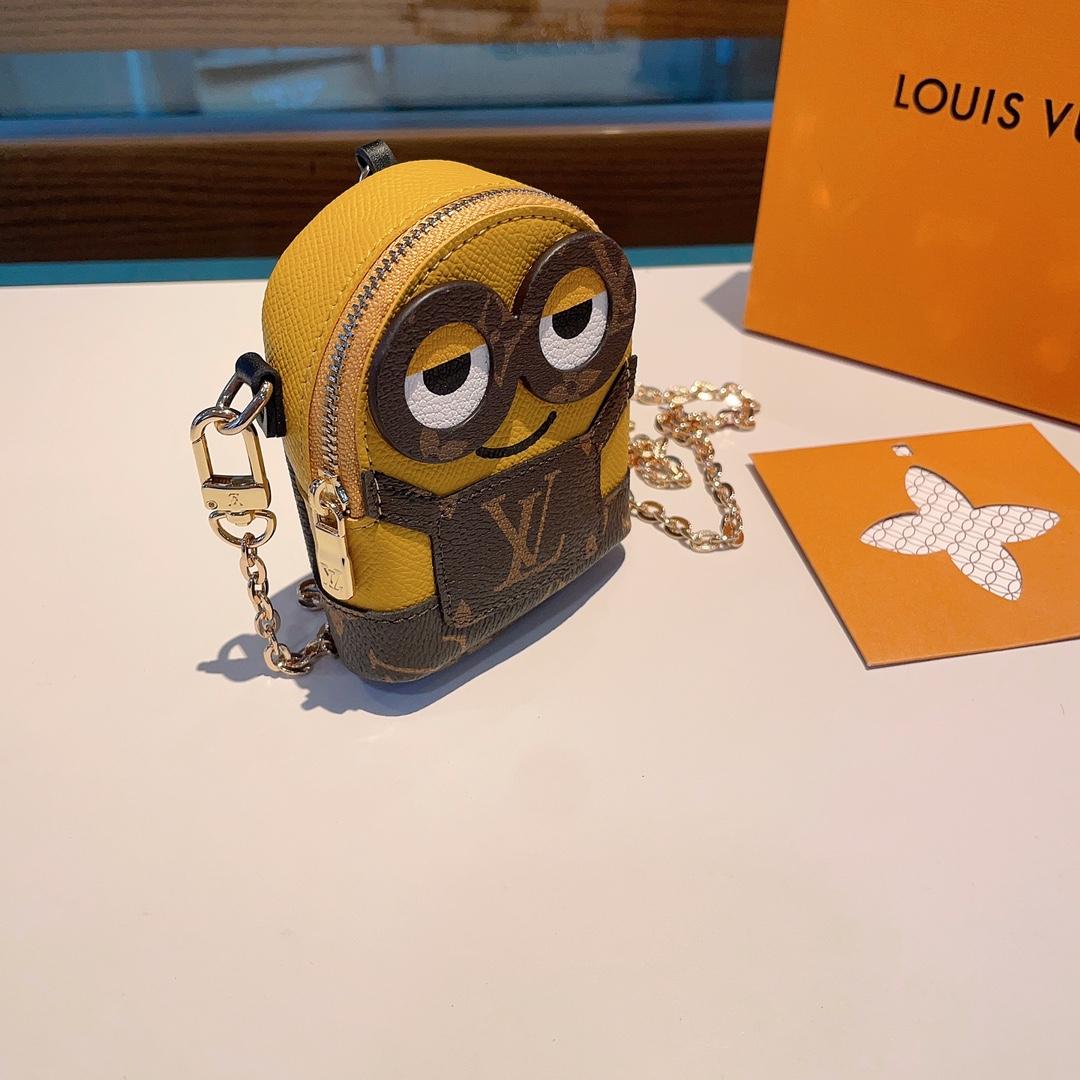 Louis Vuitton Key Holder and Bag Charm  - everydesigner