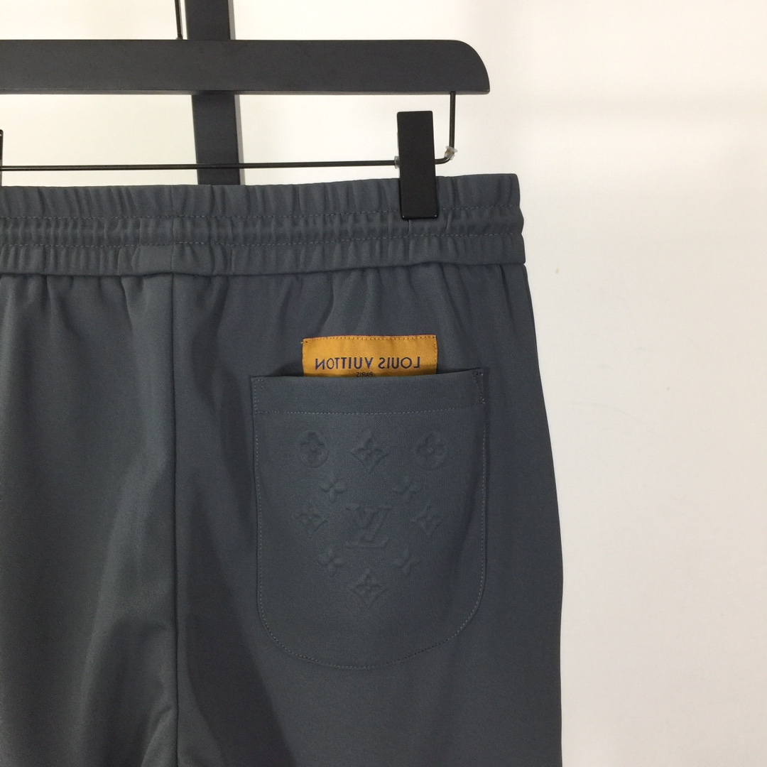 Louis Vuitton Cotton Pants - everydesigner