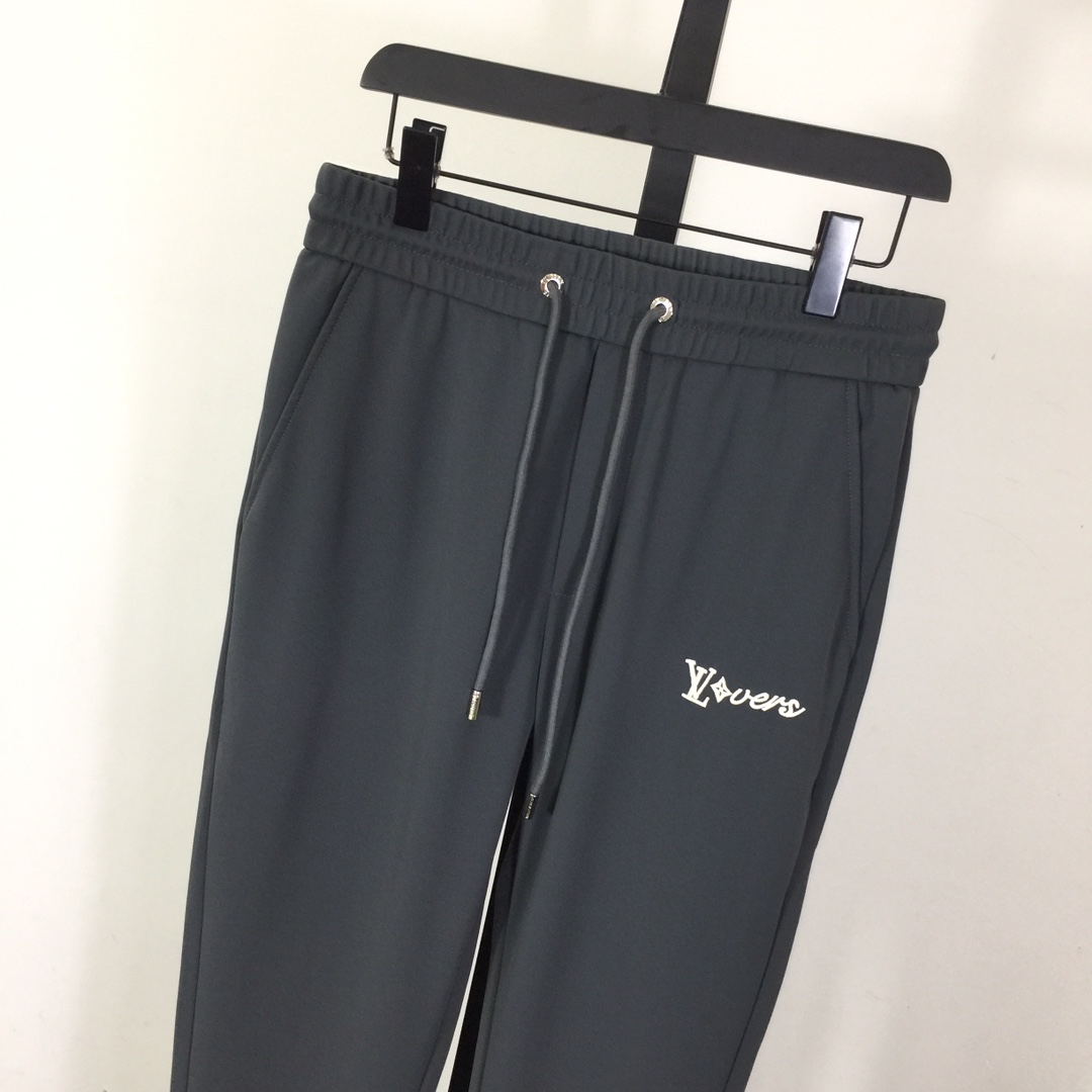 Louis Vuitton Cotton Pants - everydesigner