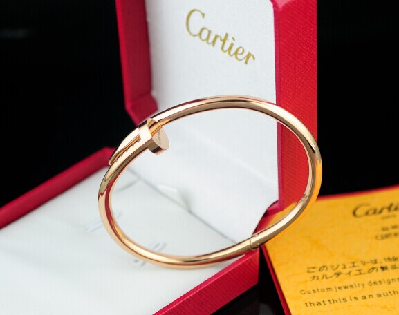 Cartier Juste Un Clou Bracelet Great Design - everydesigner