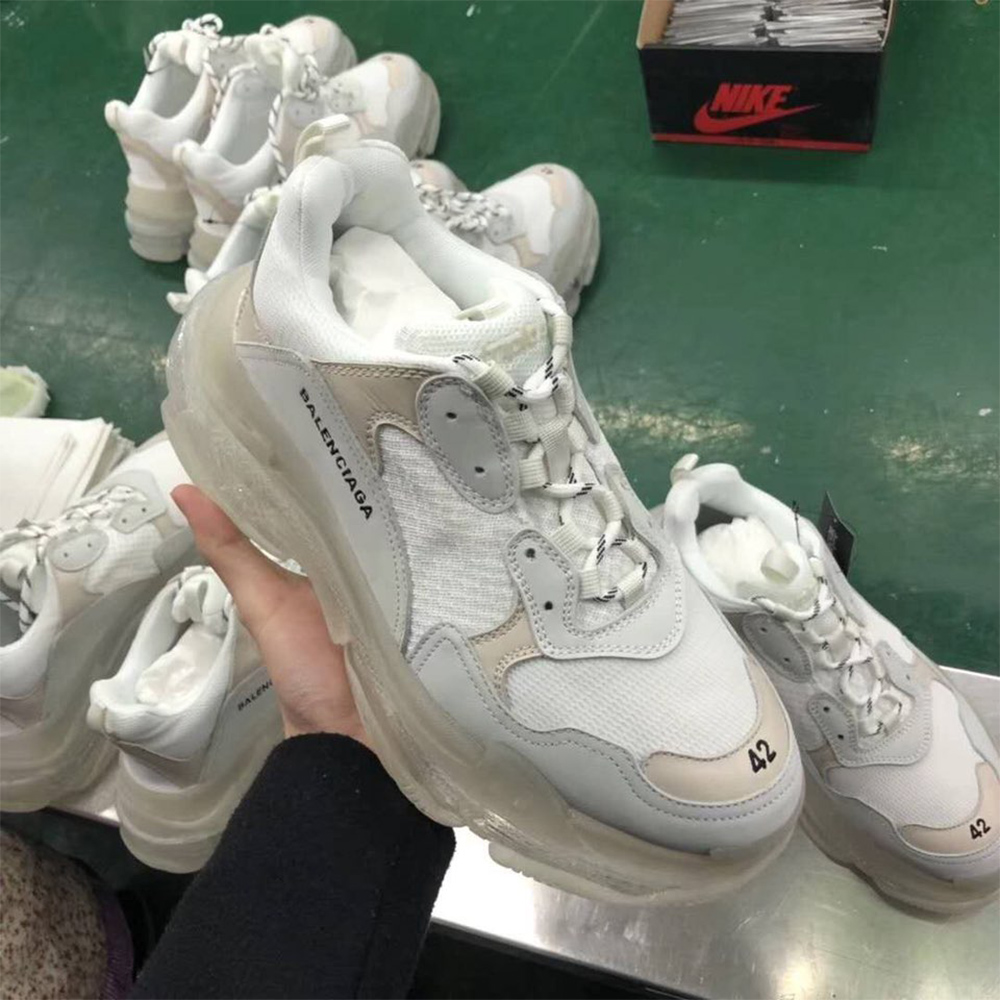 Balenciaga Clear Sole Triple S Low-Top Trainers White - everydesigner