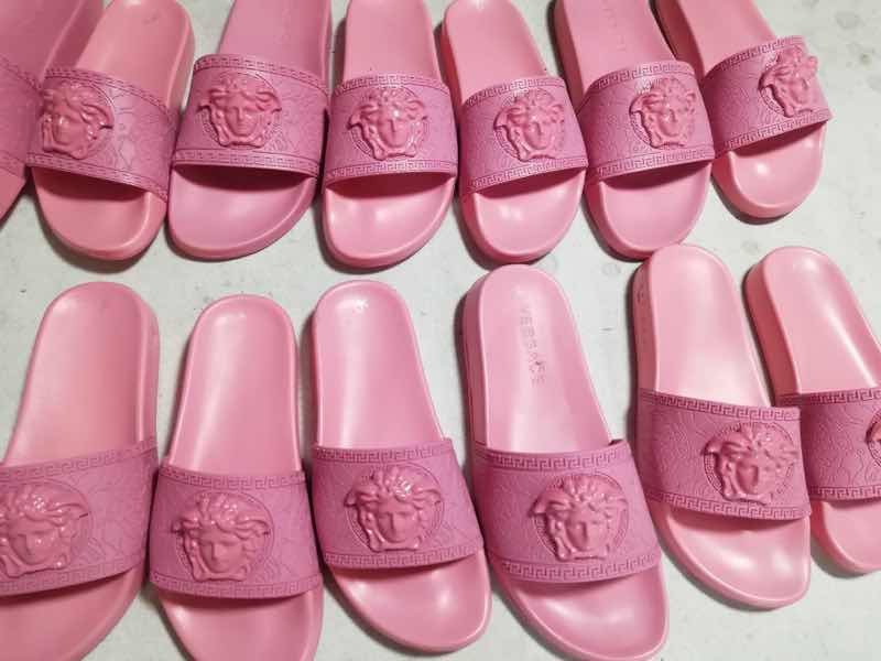 Versace Slides Pink - everydesigner