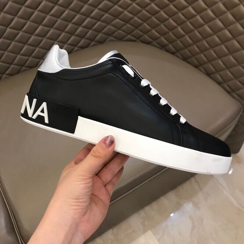 Dolce & Gabbana Sneaker in Black - everydesigner