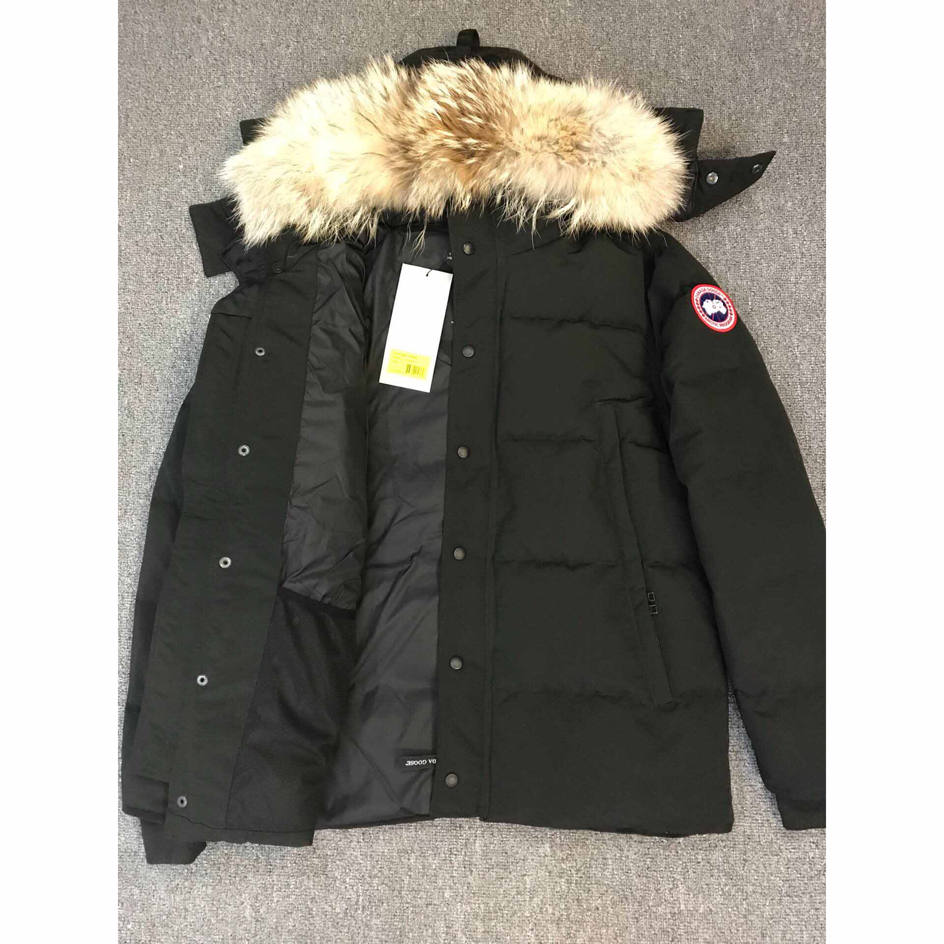 Canada Goose Black Down Jacket - everydesigner