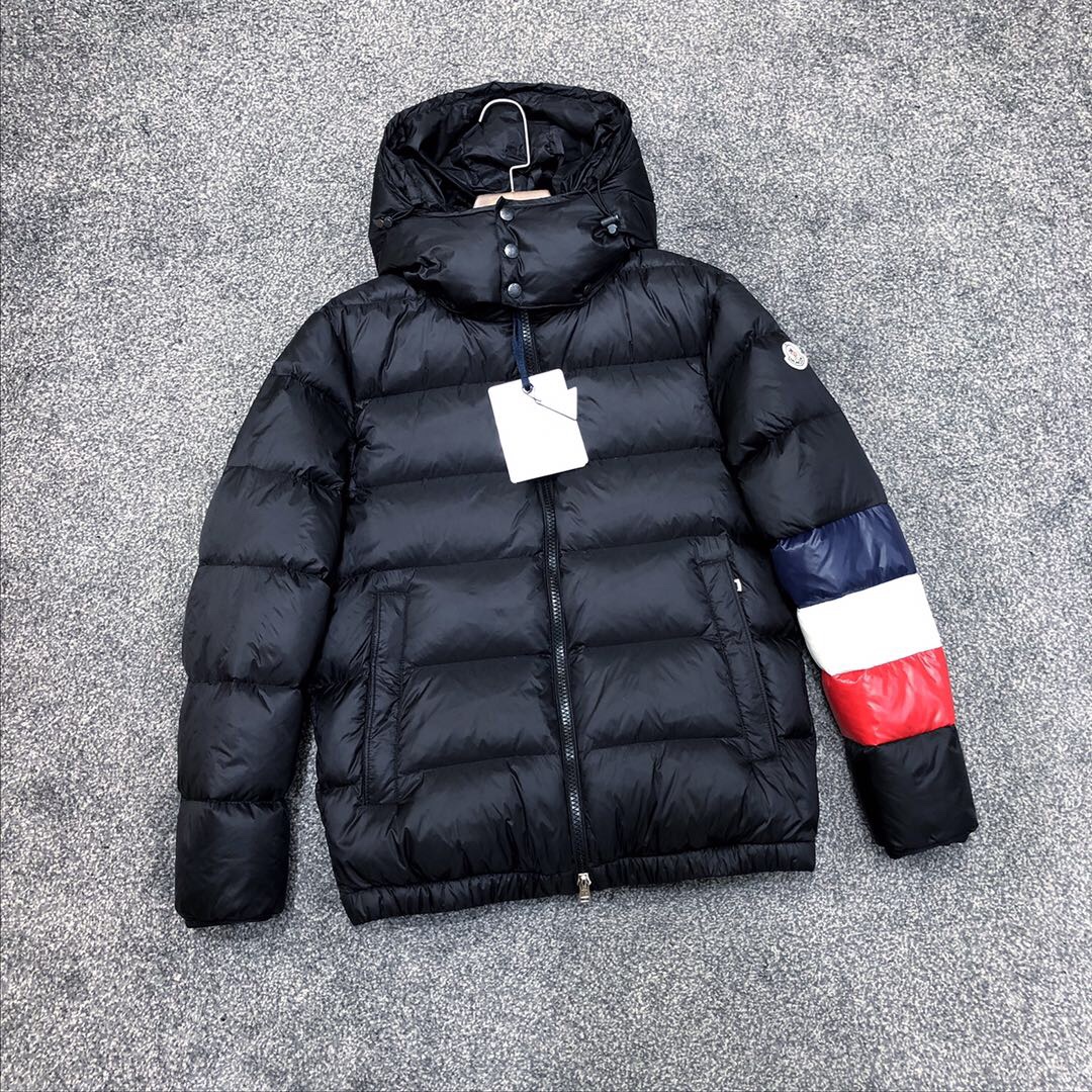 Moncler Black Down Jacket - everydesigner