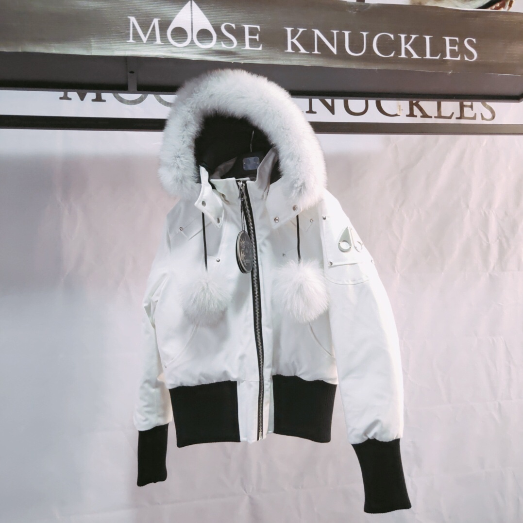 Moose Knuckles White Down Jacket  - everydesigner