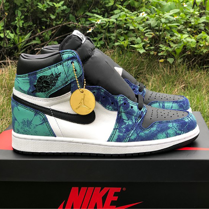 Jordan AJ1 High OG WMNS "Tie-Dye" - everydesigner