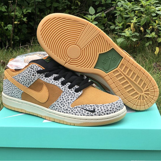 Nike SB Dunk Low "Safari" - everydesigner