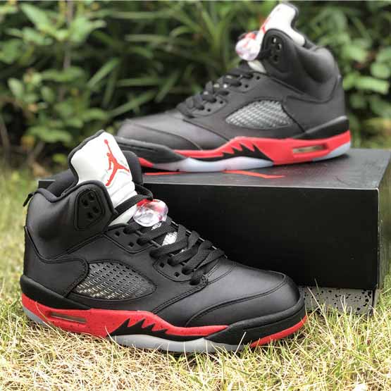 Air Jordan 5 Retro Satin Bred - everydesigner